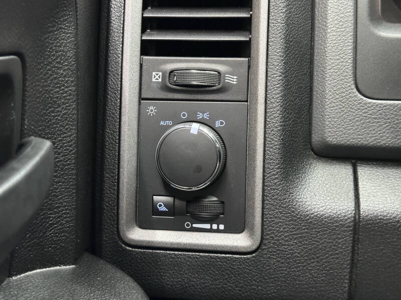 2020 RAM 1500 Classic Tradesman