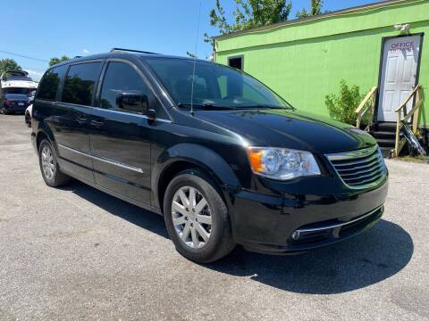 2015 Chrysler Town and Country for sale at Marvin Motors in Kissimmee FL