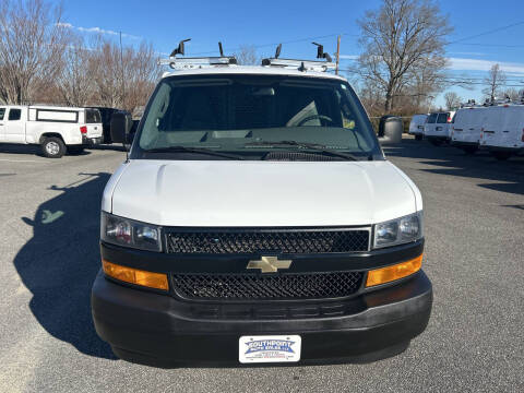 2022 Chevrolet Express 2500