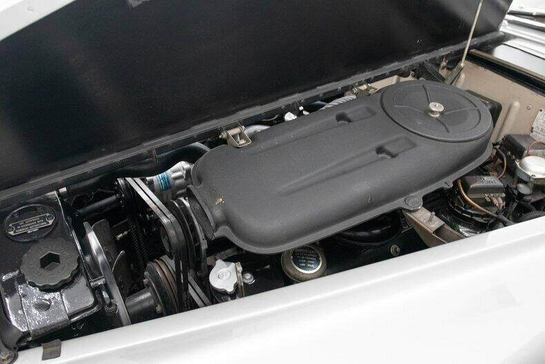 1966 Rolls-Royce Flying Spur