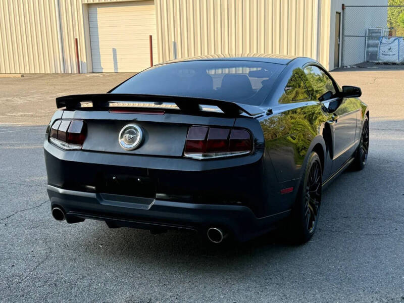 2011 Ford Mustang GT Premium