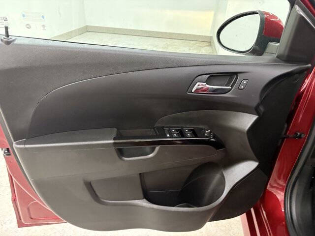 2019 Chevrolet Sonic LT Auto