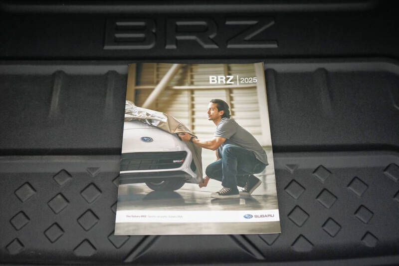 2025 Subaru BRZ tS