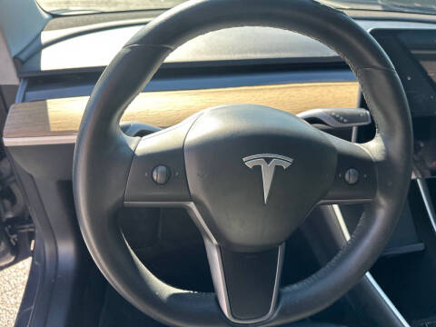 2020 Tesla Model 3 Standard Range