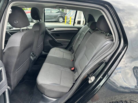 2016 Volkswagen Golf