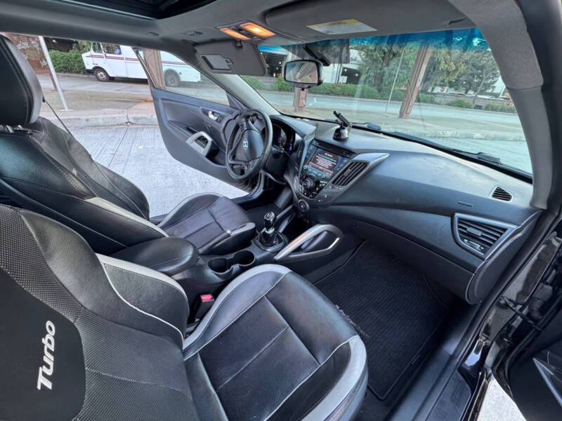 2013 Hyundai Veloster Turbo