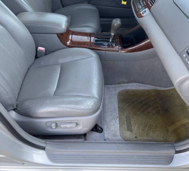 2005 Toyota Camry XLE V6