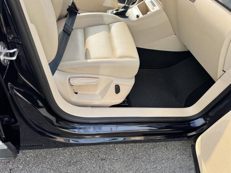 2017 Volkswagen Tiguan 2.0T Wolfsburg Edition 4Motion