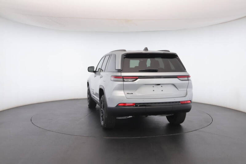 2025 Jeep Grand Cherokee Altitude X