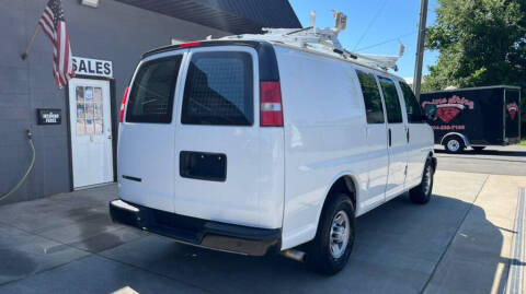 2017 Chevrolet Express 2500