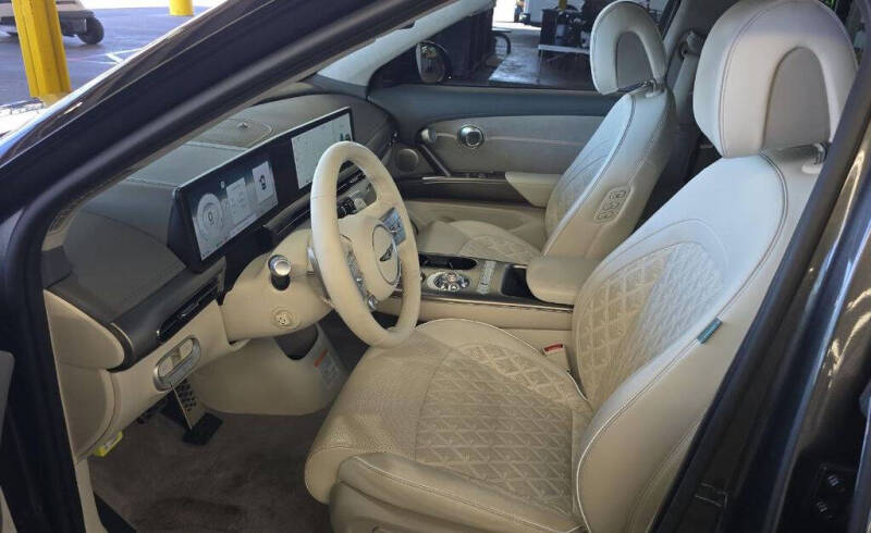 2023 Genesis GV60 Performance