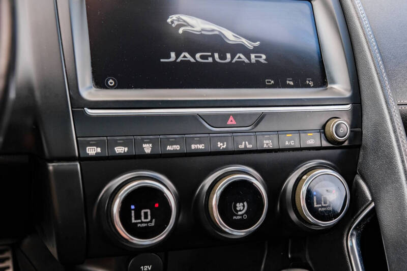 2018 Jaguar E-PACE P300 R-Dynamic S