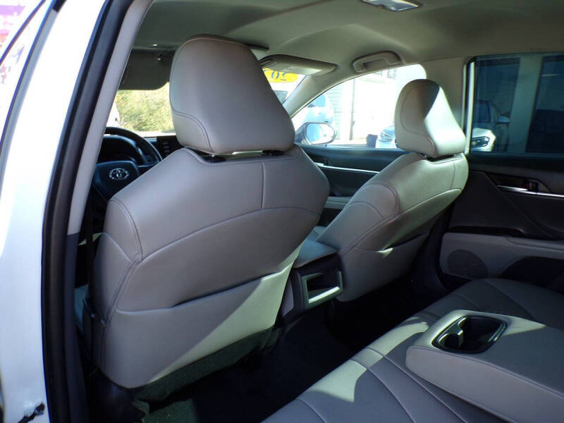 2022 Toyota Camry SE