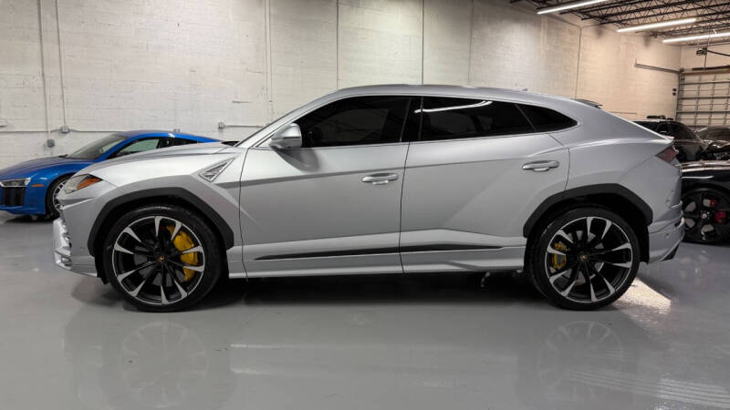 2022 Lamborghini Urus