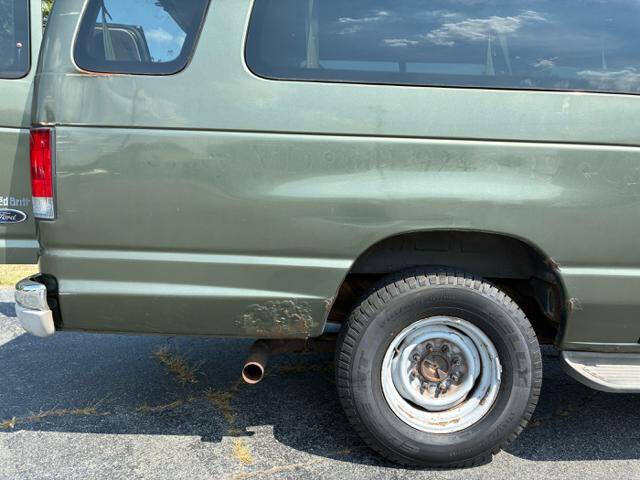 2002 Ford E-Series