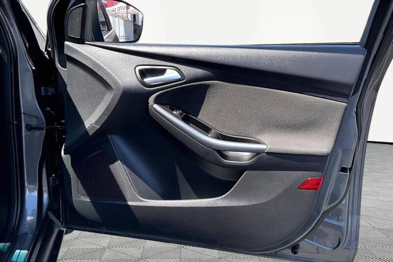2012 Ford Focus Titanium