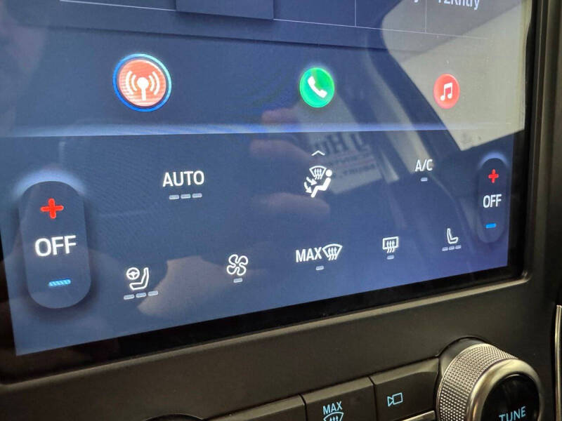 2023 Ford Edge Titanium
