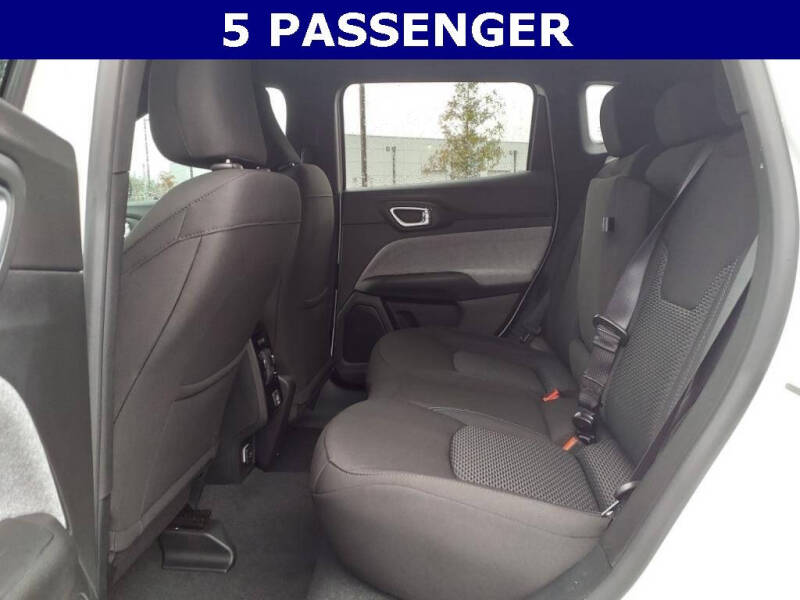 2025 Jeep Compass Sport