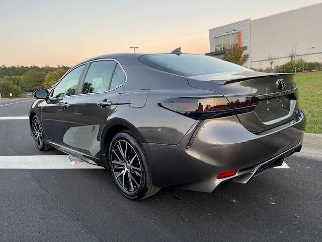 2024 Toyota Camry SE photo 8