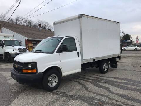 2015 Chevrolet Express Cutaway for sale at J.W.P. Sales in Worcester MA