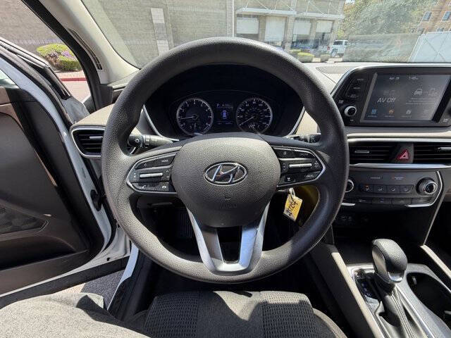 2020 Hyundai Santa Fe SE