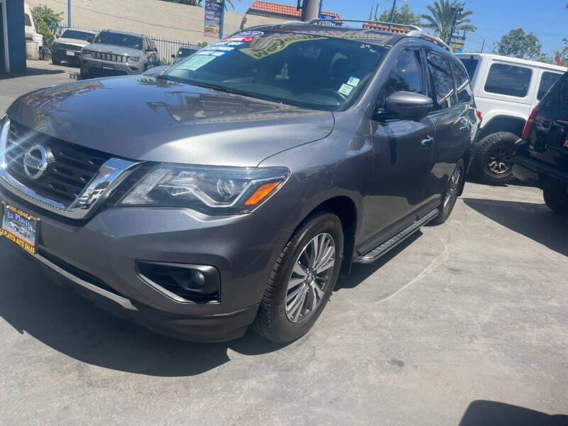 2019 Nissan Pathfinder SL