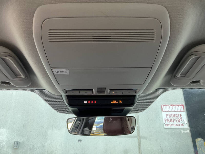 2025 Mazda Mazda3 Sedan 2.5 S Carbon Edition