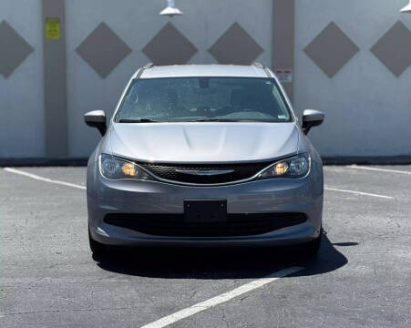 2017 Chrysler Pacifica Touring