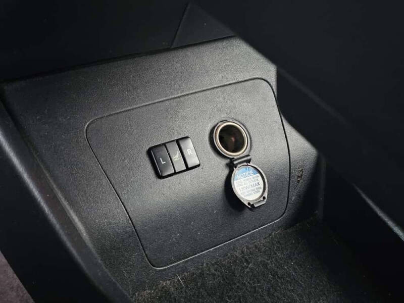 2014 Toyota Prius Five