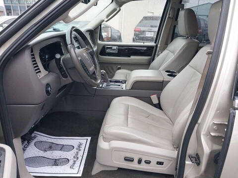 2017 Lincoln Navigator L Select