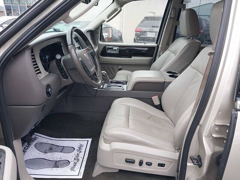 2017 Lincoln Navigator L Select