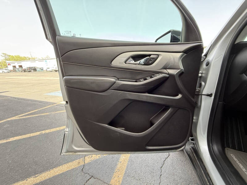 2020 Chevrolet Traverse LS