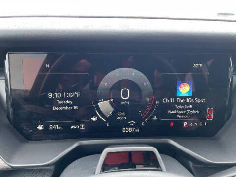 2025 GMC Acadia Denali