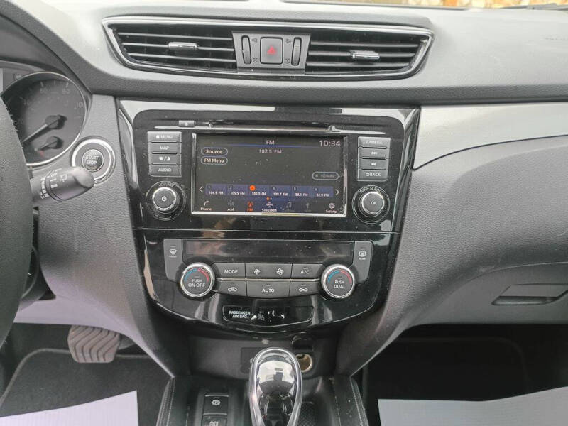 2020 Nissan Rogue Sport SL