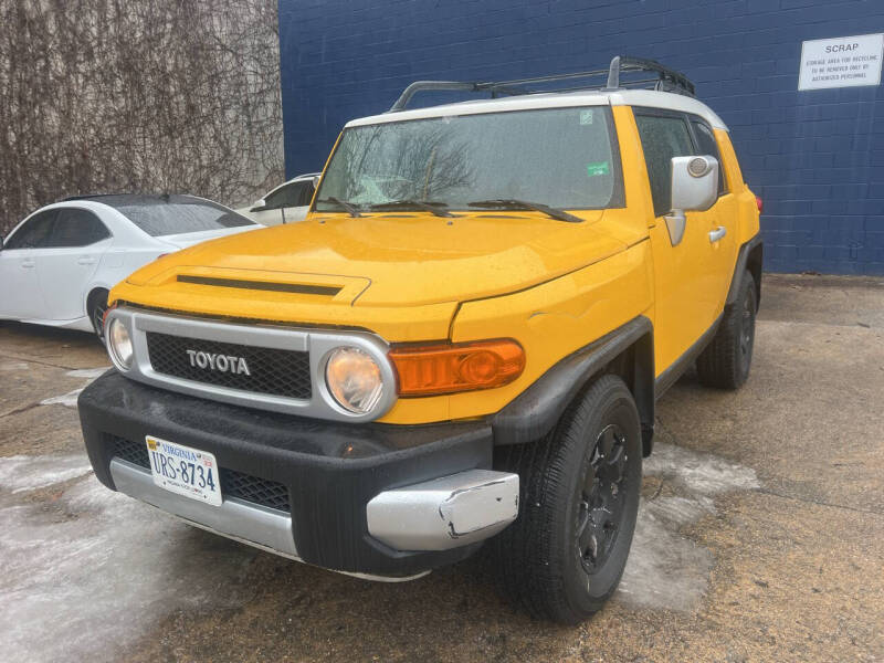 2007 Toyota FJ Cruiser for sale at Alexandria Auto Sales in Alexandria VA