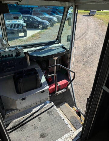 2010 Freightliner MT45 Chassis