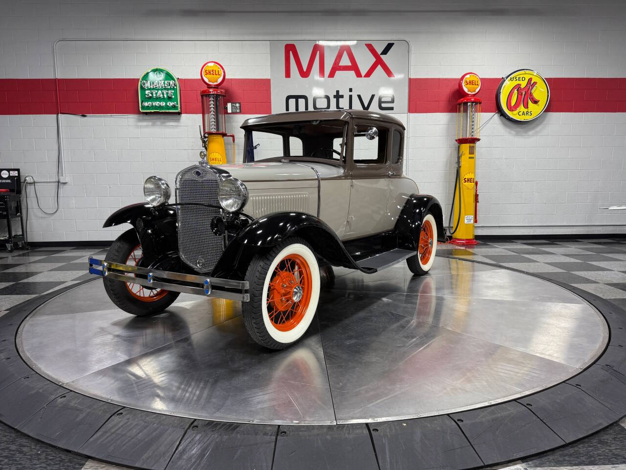 1930 Ford Model A 8
