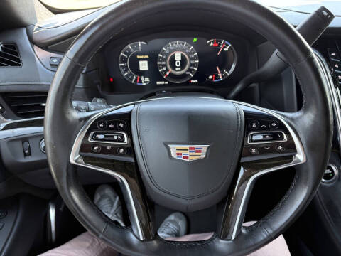 2017 Cadillac Escalade Platinum