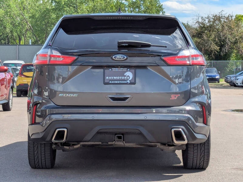 2019 Ford Edge ST