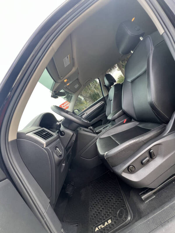 2018 Volkswagen Atlas V6 SE