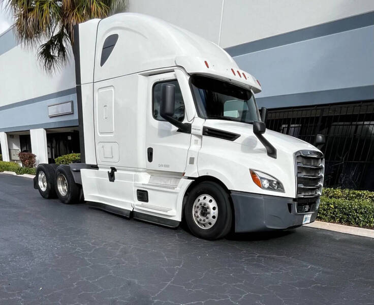2020 Freightliner Cascadia