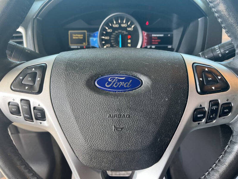 2012 Ford Explorer XLT