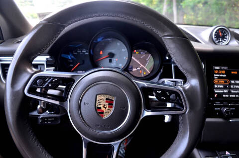 2016 Porsche Macan S