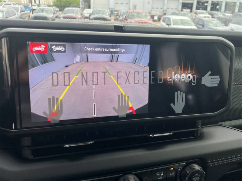 2025 Jeep Wrangler Rubicon X