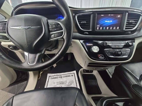 2020 Chrysler Voyager LXi