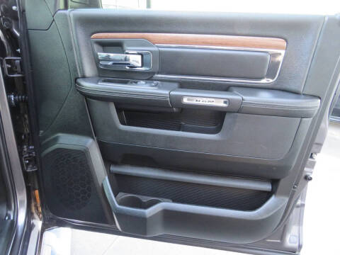 2017 RAM 1500 Laramie