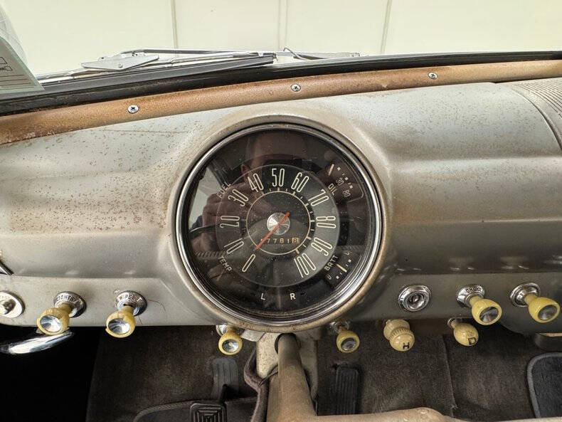 1950 Ford Deluxe