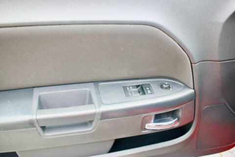 2010 Dodge Challenger SE