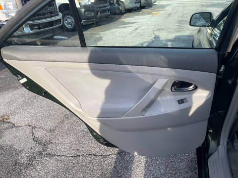 2010 Toyota Camry LE