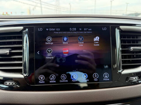 2017 Chrysler Pacifica Touring-L